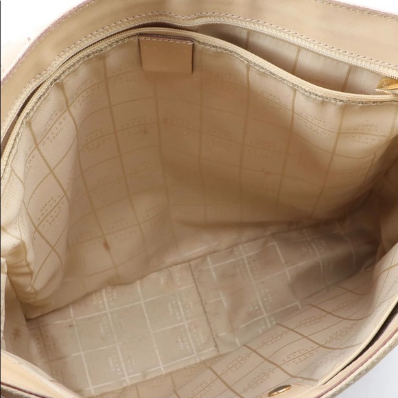 Céline Monogramm Canvas and Leather Tote - Picture 6 of 12